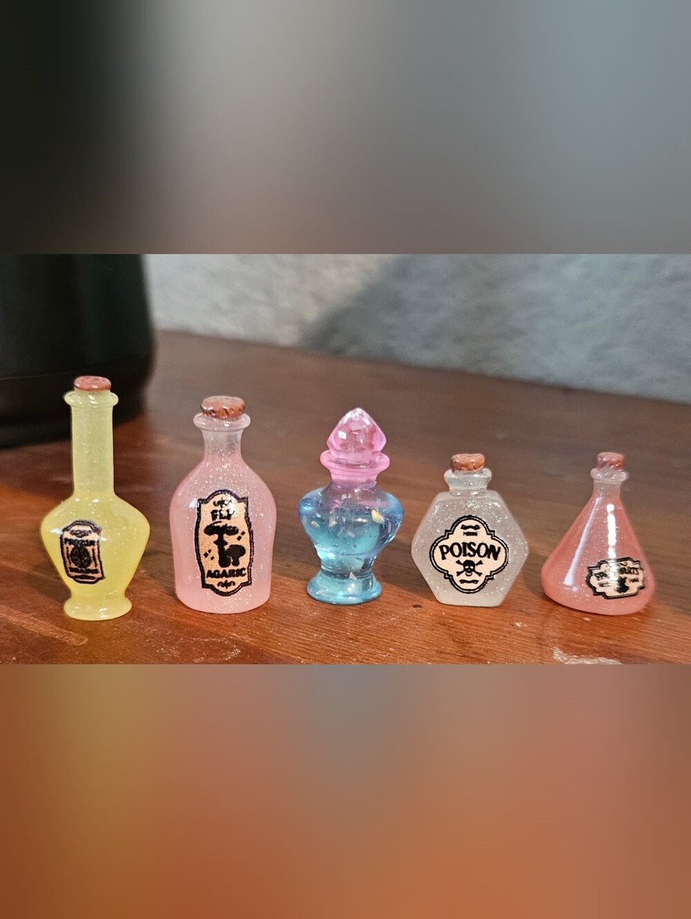 Set Of 5 Miniature Potion Bottles